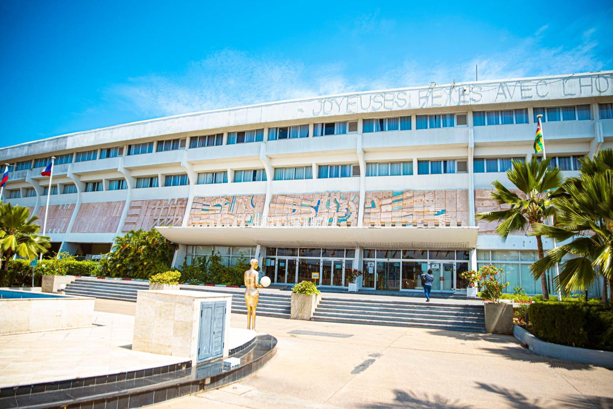 Hotel Sarakawa Lome Exterior photo
